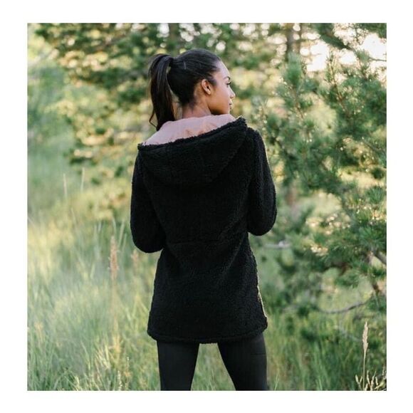 ZYIA Black Long Hooded Teddy Jacket size Small - Picture 2 of 7